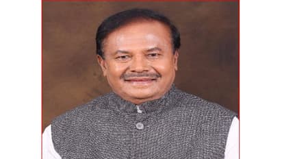 ಬಿಎಸ್ವೈ ಆಪ್ತ ಪುಟ್ಟಸ್ವಾಮಿ ಸದ್ಯದಲ್ಲೇ ಮಠಾಧೀಶ.. ಸನ್ಯಾಸ ದೀಕ್ಷೆ