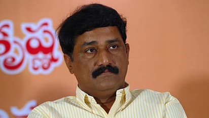 మంత్రి గంటాకు షాక్: ఆస్తుల వేలానికి రంగం సిద్ధం, వేలంలో ఇల్లు కూడా.....