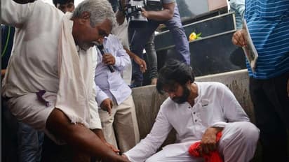 ఇదీ పవన్ కళ్యాణ్ అంటే.!