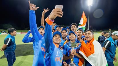 ವಿಶ್ವ ಸೆಲ್ಫಿ ದಿನ..ಒಂದಿಷ್ಟು ಫೋಟೋ..ಒಂಚೂರು ತಲೆಹರಟೆ..