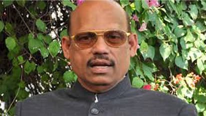 అమరావతిపై జగన్ ఆలోచన: వెనక్కి తగ్గని టీజీ వెంకటేష్