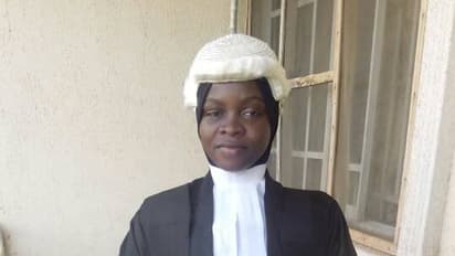 ಹಿಜಾಬ್ ಧರಿಸಿದ್ದಕ್ಕೆ ಪದವಿ ನಕಾರ: ನೈಜಿರಿಯಾ ನಡುಗಿಸಿದ ವಕೀಲೆಯ ಹೋರಾಟ..!