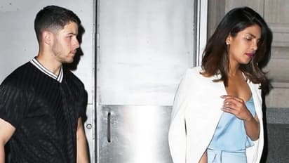 ప్రియుడితో కలిసి రహస్యంగా ముంబై చేరుకున్న ప్రియాంకా చోప్రా..