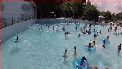 ಈಜುಕೊಳದಲ್ಲಿ ಮುಳುಗುತ್ತಿದ್ದ ಬಾಲಕಿ ರಕ್ಷಣೆ: ವಿಡಿಯೋ ವೈರಲ್..!