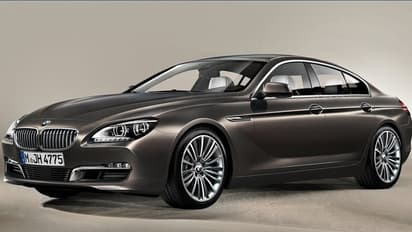 రూ. 62 లక్షలే.. ఇంతకీ ఆ కారులో ఏముంది ?