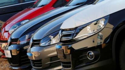 ದೀಪಾವಳಿ ಹಬ್ಬಕ್ಕೆ ಭಾರತದಲ್ಲಿ ಕಾರು ಖರೀದಿಸಿದವರೆಷ್ಟು? ದಾಖಲೆ ಬರೆದ ಟಾಟಾ, ಮಾರುತಿ!