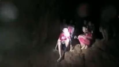 9 ದಿನಗಳಿಂದ ಗುಹೆಯಲ್ಲಿದ್ದ ಫುಟ್ಬಾಲ್ ಟೀಂ ಸುರಕ್ಷಿತ!