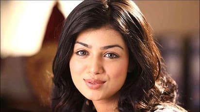 শাহরুখকেই অনুসরণ করলেন আয়েশা, কোয়ারেন্টাইনের জন্য খুলে দিলেন পাঁচতারা হোটেলের দরজা