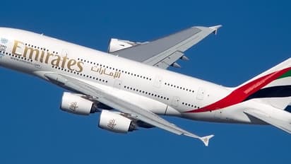 ఎమిరేట్స్ ఎయిర్లైన్స్కు 2 లక్షలు జరిమానా...ఎందుకంటే ?