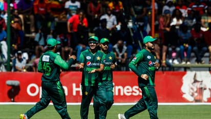 ತ್ರಿಕೋನ ಟಿ20: ಆಸ್ಟ್ರೇಲಿಯಾಗೆ ಸೋಲುಣಿಸಿದ ಪಾಕಿಸ್ತಾನ