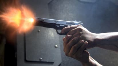 തമിഴ്നാട്ടിൽ വീണ്ടും ഏറ്റുമുട്ടൽ കൊല; കാഞ്ചീപുരത്ത് 2 ഗുണ്ടകളെ പൊലീസ് വെടിവെച്ച് കൊന്നു 