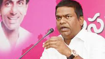 రేవంత్ రెడ్డి కేడీ నెంబర్ 1779: జీవన్ రెడ్డి విమర్శ