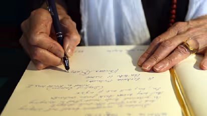 ಪುಟಕ್ಕಿಟ್ಟ ಚಿನ್ನದಂತೆ ಈ ಆಪ್ತ ಮಿತ್ರ ಡೈರಿ...