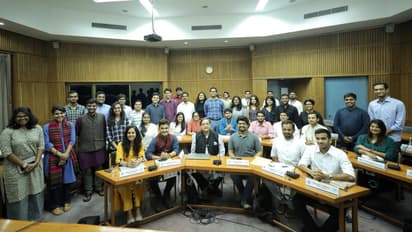 ವಂಶವಾದ ಆರೋಪ: ಕೈ ನಿಂದ ‘ಯುವ’ಜಪ!