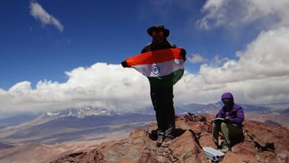 ಅತಿ ಎತ್ತರದ ಅಗ್ನಿ ಪರ್ವತವೇರಿದ ಬೆಂಗ್ಳೂರು ಟೆಕ್ಕಿ..!