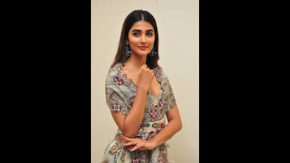 పూజా హేగ్దే లేటెస్ట్ ఫోటో గ్యాలరీ