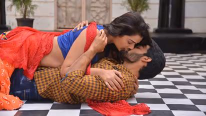 'RX100'లో పవన్ పార్టీ!