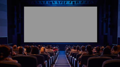 ಗಾಂಧೀನಗರದಲ್ಲಿ ಸಿನಿಮಾಗಳಿಗೆ ಬರವಿಲ್ಲ; ಪ್ರೇಕ್ಷಕರು ಬರಲ್ಲ!