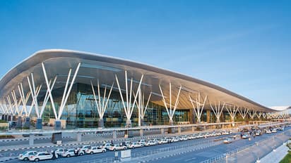 ಬೆಂಗಳೂರು: ಕೆಂಪೇಗೌಡ ಏರ್ಪೋರ್ಟಲ್ಲಿ ಗೋ ಫಸ್ಟ್ ಏರ್ಲೈನ್ಸ್ ನಿರ್ಲಕ್ಷ್ಯ, ಪ್ರಯಾಣಿಕರಿಂದ ಭಾರೀ ಆಕ್ರೋಶ