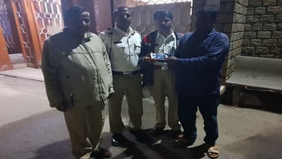 ಸಂಚಾರಿ ಪೊಲೀಸರ ಪ್ರಾಮಾಣಿಕತೆ ಭಲೇ ಭಲೇ!