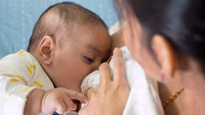 ఈ కెమికల్స్ తల్లిపాలను కూడా విషం చేస్తున్నాయి... ఇంతకూ ఏమిటీ PFAS?