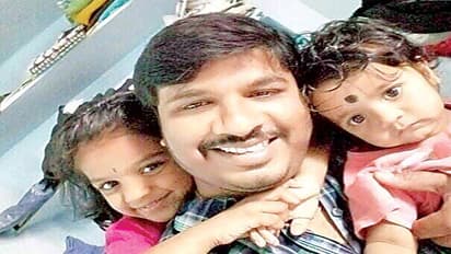 పాఠాలు చెబుతూనే కుప్పకూలిన ఉపాధ్యాయుడు