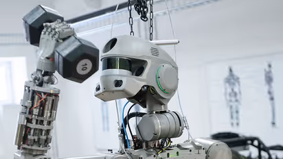 New search and rescue robot can help locate people trapped in debris