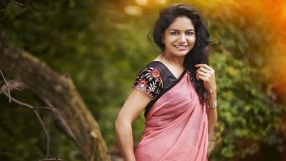 శ్రీకాకుళంలో సింగర్ సునీతకి షాక్!