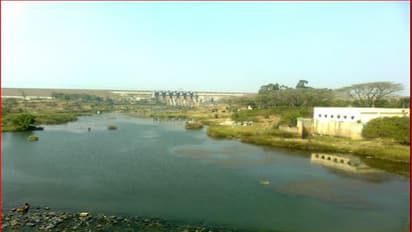 ಹೇಮಾವತಿ ನಾಲೆಗೆ ಕುಸಿದ ಭಾರೀ ಮಣ್ಣು : ಅಕ್ಕಪಕ್ಕದ ಗ್ರಾಮಗಳಲ್ಲಿ ಆತಂಕ