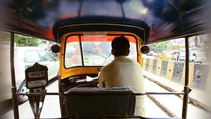 ಪತ್ರಕರ್ತೆ ಎದುರೆ ಹಸ್ತಮೈಥುನ ಮಾಡಿಕೊಂಡ ಆಟೋ ಚಾಲಕ ಪರಾರಿ