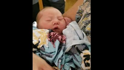 15ఏళ్లకే తల్లైన బాలిక....