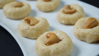 ಎಮ್ಮಿ ಎನಿಸೋ ಹಾಲ್ಕೋವಾ ಮಾಡೋದು ಹೀಗೆ....