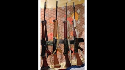 Jammu and Kashmir: Terrorists decamp with 4 rifles from cops guarding former Congress leader's house in Shopian