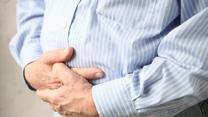 ഗ്യാസ് നിറഞ്ഞ് വയര് വീര്ക്കുന്നത് പതിവാണോ? എളുപ്പത്തില് പരിഹരിക്കാന് 5 വഴികള്