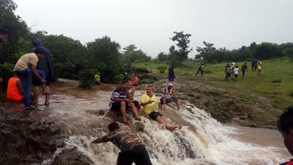 ಬೆಳಗಾವಿಯ ಈ ಪ್ರಸಿದ್ಧ ಜಲಪಾತದಲ್ಲಿ ಕುಡುಕರದ್ದೇ ಹಾವಳಿ