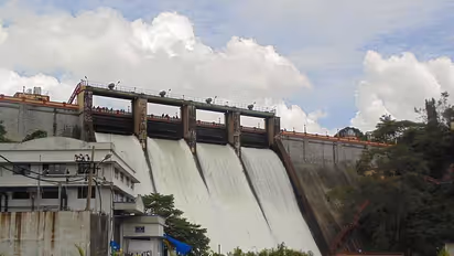 'പീച്ചിഡാം തുറന്നത് റൂൾസ് കർവ് നിയമം പാലിക്കാതെ'; അന്വേഷണം ആവശ്യപ്പെട്ട് പഞ്ചായത്തംഗം പരാതി നൽകി
