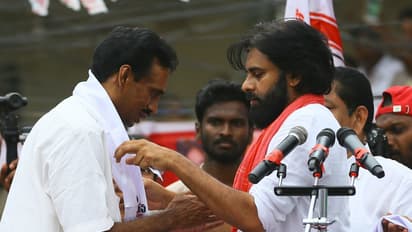 భీమవరంలో పవన్ కల్యాణ్ బహిరంగ సభ ఫొటోలు