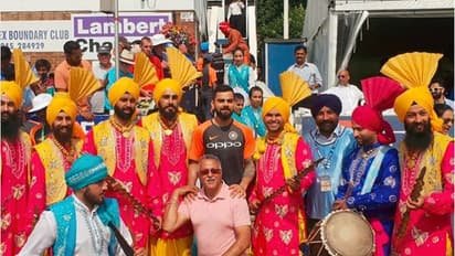 ವಿಜಯ್ ಮಲ್ಯ ಜೊತೆ ಫೋಟೋ ತೆಗೆಸಿಕೊಂಡ್ರಾ ವಿರಾಟ್ ಕೊಹ್ಲಿ?