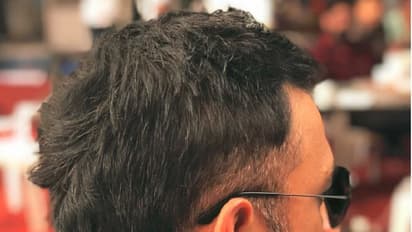 ಎಂ ಎಸ್ ಧೋನಿಯ ಹೊಸ ಹೇರ್ ಸ್ಟೈಲ್ ಹೇಗಿದೆ?