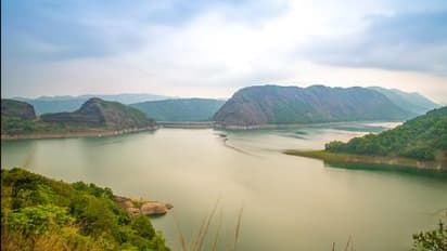 ഇടുക്കിയിൽ ആശങ്ക ഒഴിയുന്നു