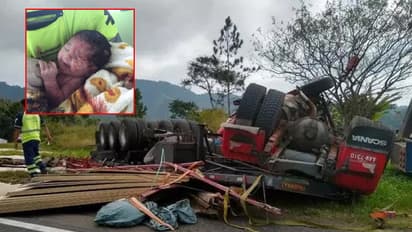 రోడ్డు ప్రమాదం.. గర్భంలోంచి ఎగిరిపడ్డ శిశువు.. తల్లి మృతి