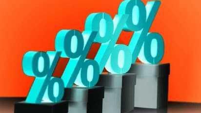 RBI raises key lending rate to 6.5%, says global growth 'uneven'