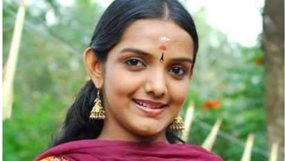 യുവ ഗായികയ്ക്ക് വിട, മഞ്ജുഷയുടെ സംസ്കാരം നടന്നു