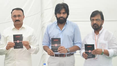 'శతఘ్ని'ని ఆవిష్కరించిన పవన్, జనసేనాని ప్లాన్ ఇదే