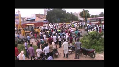 पलवल में गो-तस्करों ने पकड़े जाने के डर से नाले में फेंकी गायें, 3 गायों की डूबने से मौत