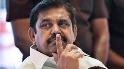 கெஞ்சி கேட்ட கருணாநிதி குடும்பம்! நிராகரித்த எடப்பாடி! கொதிக்கும் முன்னாள் அமைச்சர்கள்....!