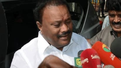 விமான மூலம் மின்கம்பம் நட வேண்டும்... புது சயின்டிஸ்ட் திண்டுக்கல் சீனிவாசனின் ஐடியா!