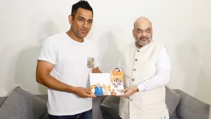 ಎಂ ಎಸ್ ಧೋನಿ ಭೇಟಿಯಾದ ಬಿಜೆಪಿ ರಾಷ್ಟ್ರೀಯ ಅಧ್ಯಕ್ಷ ಅಮಿತ್ ಶಾ