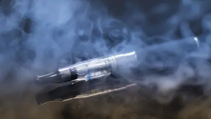 Twitter bots are being used to promote vaping; but what about the health threats of e-cigarettes?