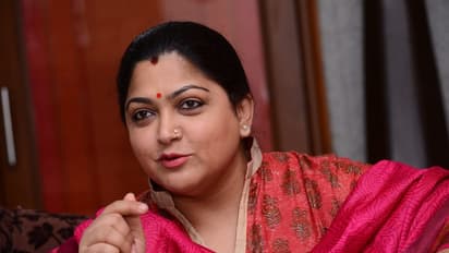 ’எருமை குளிக்கும் விவகாரம்...’ சீண்டிய செல்லூர் ராஜூ... சீறிய குஷ்பு..!